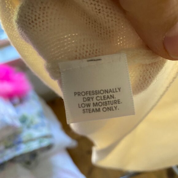 Cashmere Charter Club V Neck Sweater - Picture 4 of 4